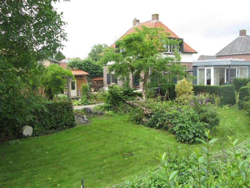 Bed and Breakfast De Flesch Dodewaard Exterior foto
